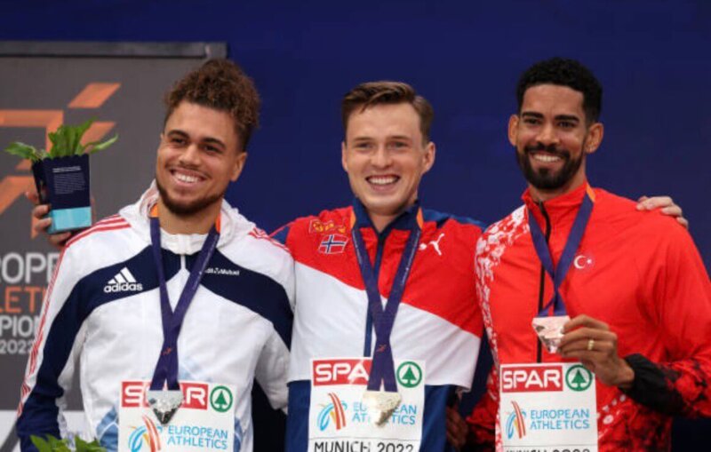 photo_2022-08-22_17-47-31