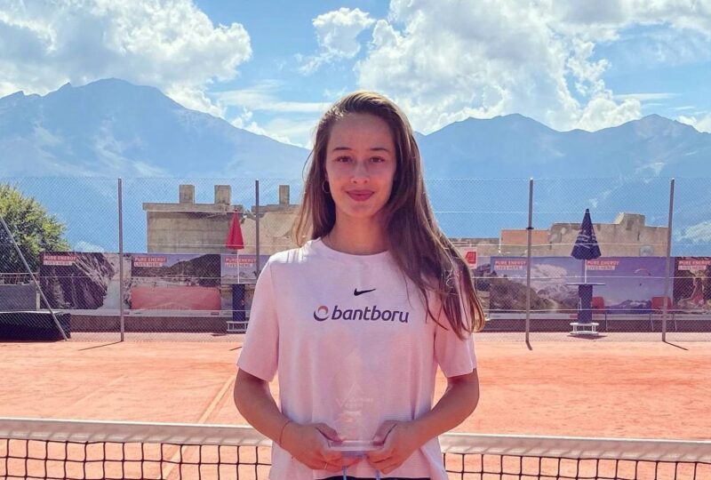 zeynep_sonmez_first_w25_finalist