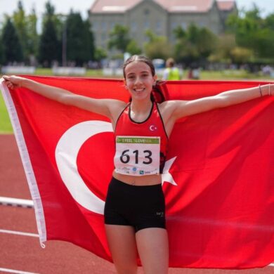 ayca-fidanoglu-2