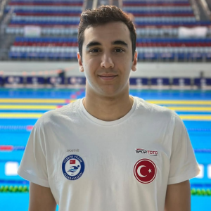 ege-ozgur