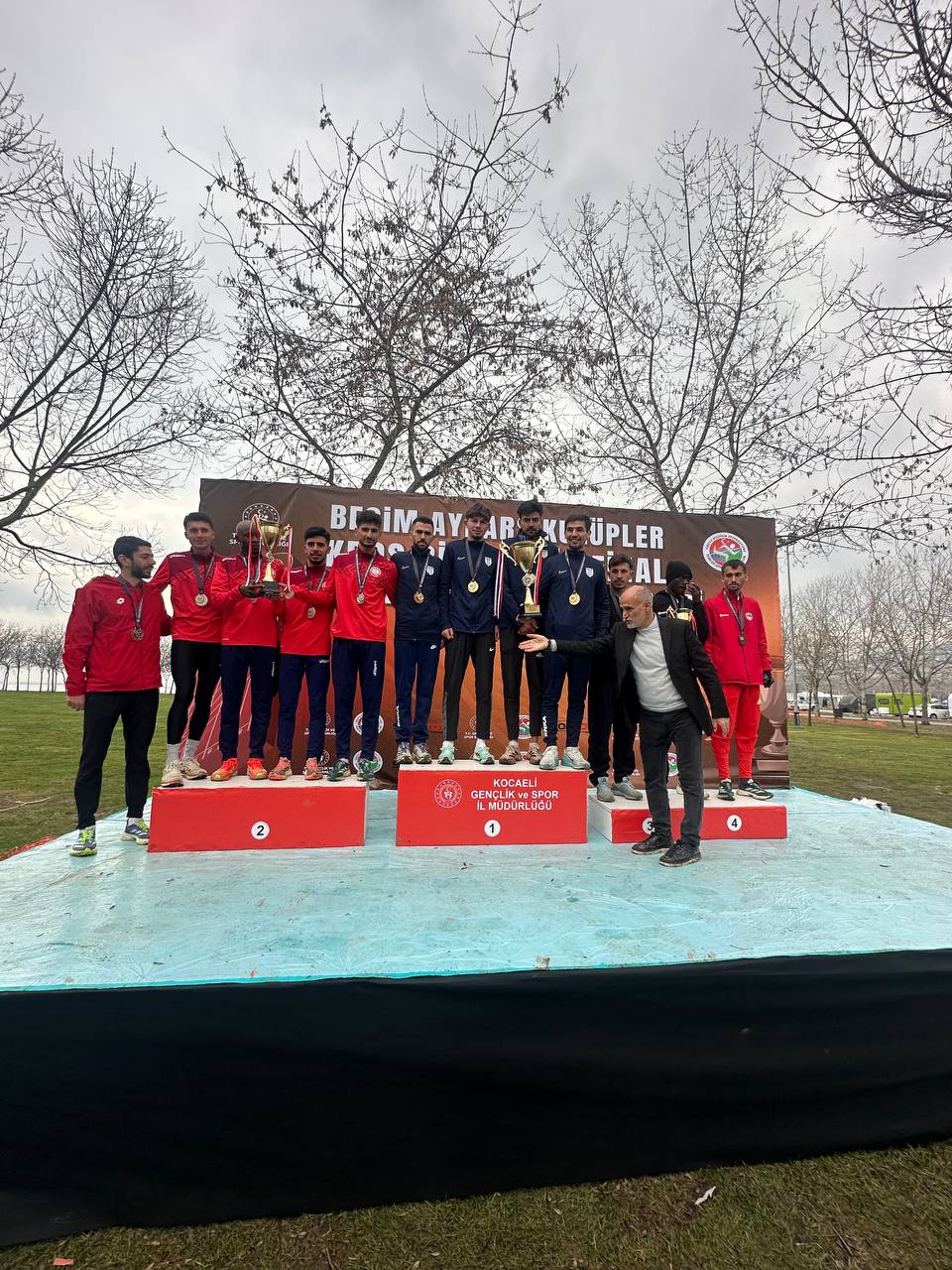 U20 Türkiye Salon Şampiyonası'nda Atletlerimizden Başarılı Sonuçlar!