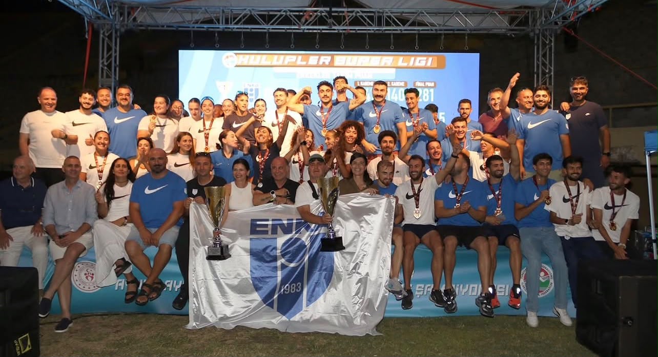 ENKA Atletizmde Çifte Şampiyonluğun Kupasını Aldı! 